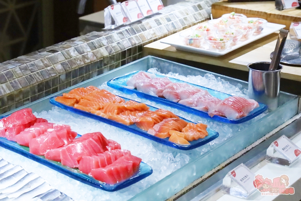 【台南美食】夏都城旅城食百匯餐廳:秋天期間限定蝦蟹料理吃到飽,帶你這樣吃最省錢~