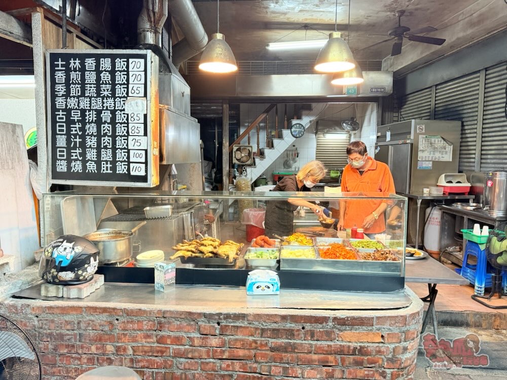 【台南美食】鄉舟燒肉飯！海安路上低調的超強燒肉飯，來吃的都是台南在地人~