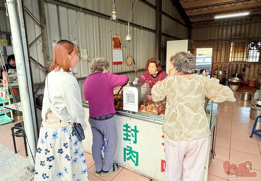 【台南美食】國安街古早味煙燻滷味:阿嬤牌的古早味煙燻魯味,網路上找不到資訊的店~