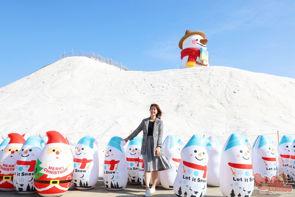 【台南景點】七股鹽山:超萌6米雪人登七股鹽山,療癒雪人不倒翁冬天超應景~