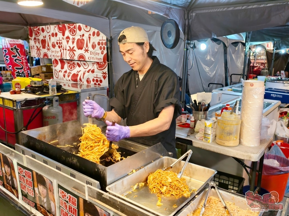 【台南活動】南紡購物中心日本屋台祭:超有日式氛圍的市集,老闆真的都是日本人耶~