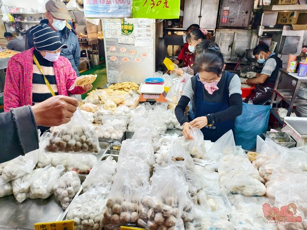 【嘉義美食】淑珠魚丸平價量販店:隱藏在布袋魚市超人氣魚丸店,老饕們第一站都來這~