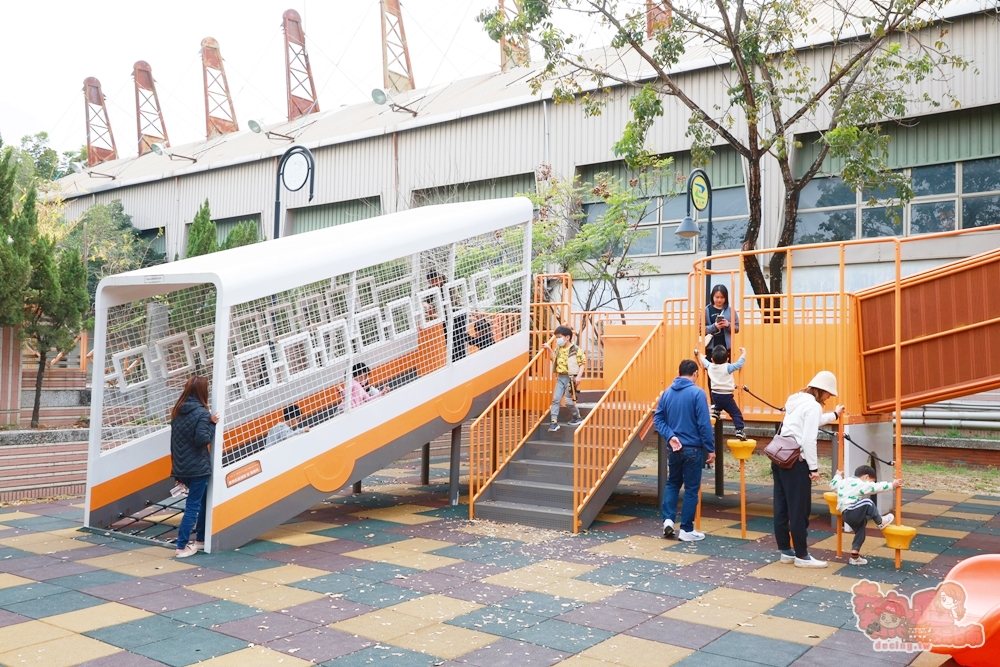 【台南親子公園】歸仁運動公園:釋迦+高鐵雙主題特色公園,分齡規劃,玩起來更安全~