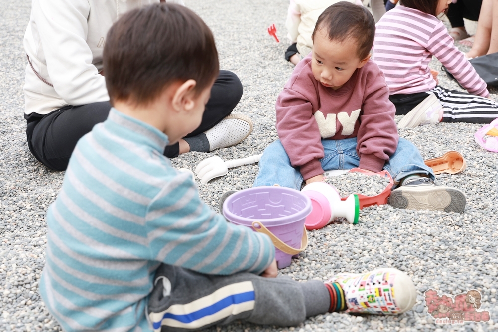 【台南親子公園】歸仁運動公園:釋迦+高鐵雙主題特色公園,分齡規劃,玩起來更安全~