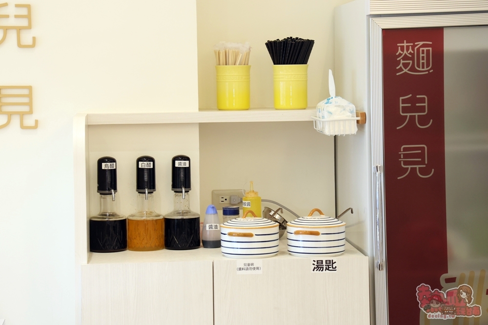 【台南美食】麵兒見:善化人氣老店安平館,傳承至山東老味道,必吃老滷黑白切,川味麻辣拌麵越吃越涮嘴~
