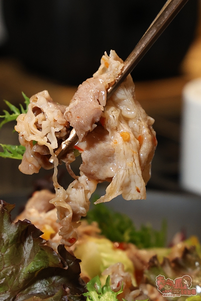 【台南美食】焰遇燒肉:台南四大名廚開的燒肉店,一次吃到各國異國料理,還能喝到鮮自然現泡茶飲~