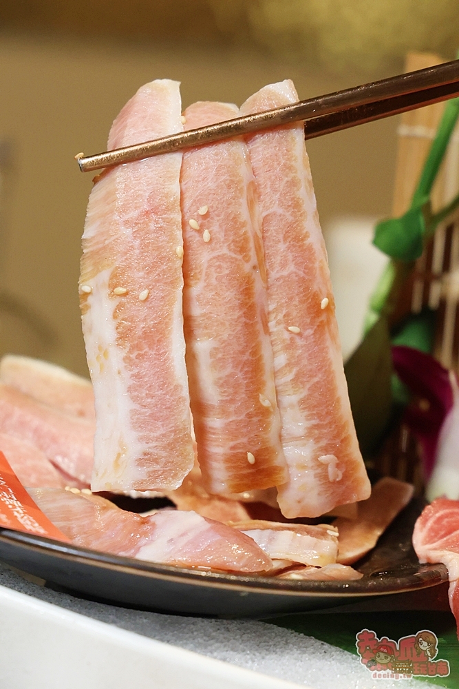 【台南美食】焰遇燒肉:台南四大名廚開的燒肉店,一次吃到各國異國料理,還能喝到鮮自然現泡茶飲~