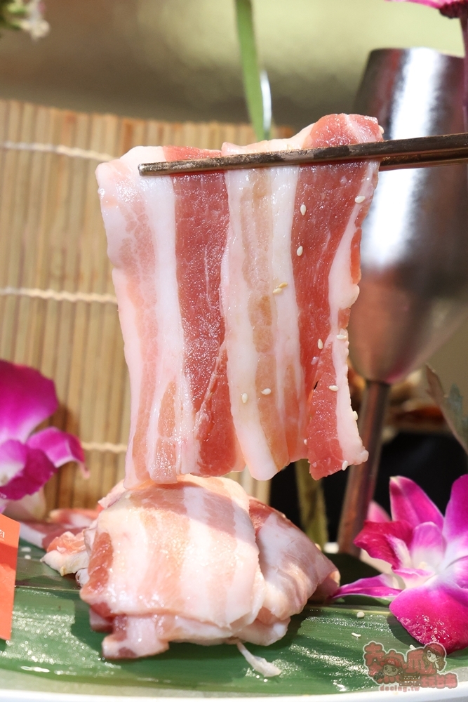 【台南美食】焰遇燒肉:台南四大名廚開的燒肉店,一次吃到各國異國料理,還能喝到鮮自然現泡茶飲~