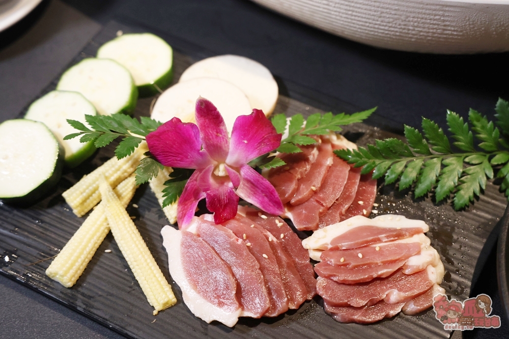 【台南美食】焰遇燒肉:台南四大名廚開的燒肉店,一次吃到各國異國料理,還能喝到鮮自然現泡茶飲~