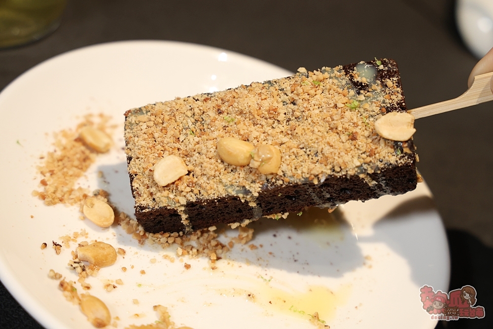 【台南美食】焰遇燒肉:台南四大名廚開的燒肉店,一次吃到各國異國料理,還能喝到鮮自然現泡茶飲~