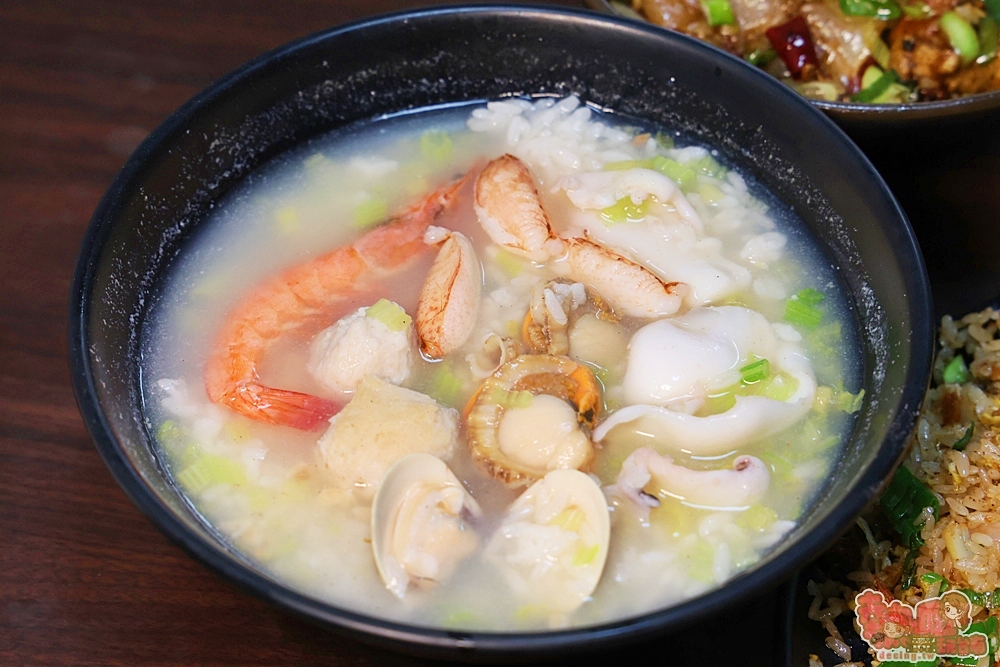 【台南美食】順慶海鮮粥麵:水仙宮旁海鮮粥店,人氣冠軍海產粥料多澎派,隱藏版日式蟳肉丼飯太迷人了吧~
