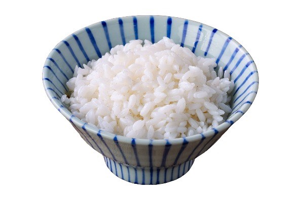 【台南美食】大戶屋:百貨公司日料定食首選大戶屋,定食好吃選擇多,月光米,味噌湯,高麗菜絲吃到飽~