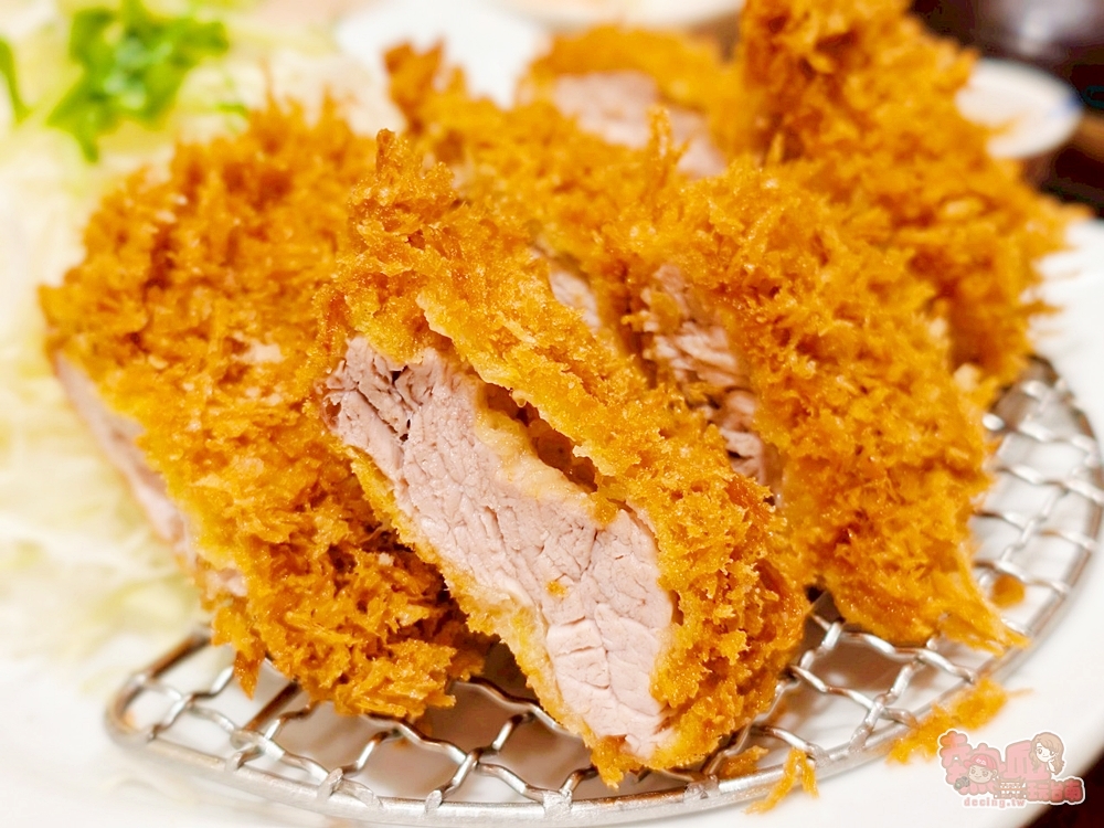 【台南美食】大戶屋:百貨公司日料定食首選大戶屋,定食好吃選擇多,月光米,味噌湯,高麗菜絲吃到飽~