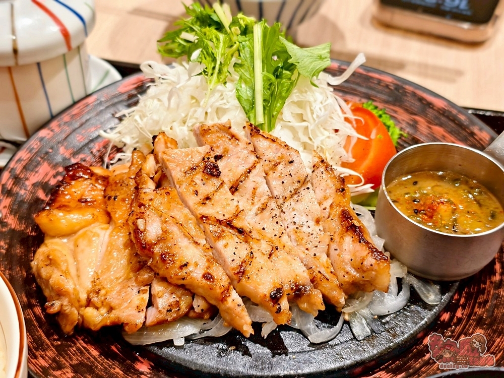 【台南美食】大戶屋:百貨公司日料定食首選大戶屋,定食好吃選擇多,月光米,味噌湯,高麗菜絲吃到飽~