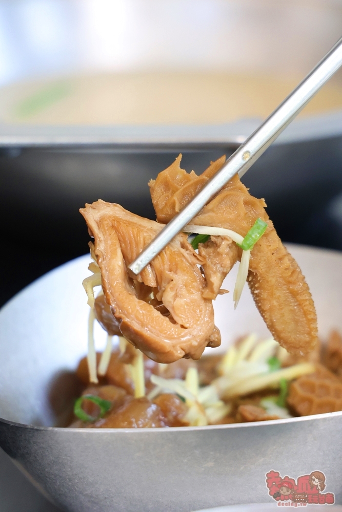 【台南火鍋】花澤鍋物:全台唯一拉麵石頭火鍋,韓系風格火鍋店,吃鍋還享蔬食/飲料/冰品吃到飽~