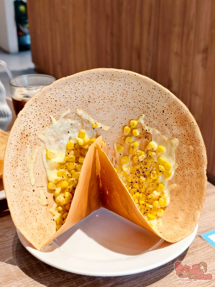 【台南早午餐】甜甜布朗奇早午餐:老台南人熟識的店,招牌可麗餅+蔬果沙拉最經典~