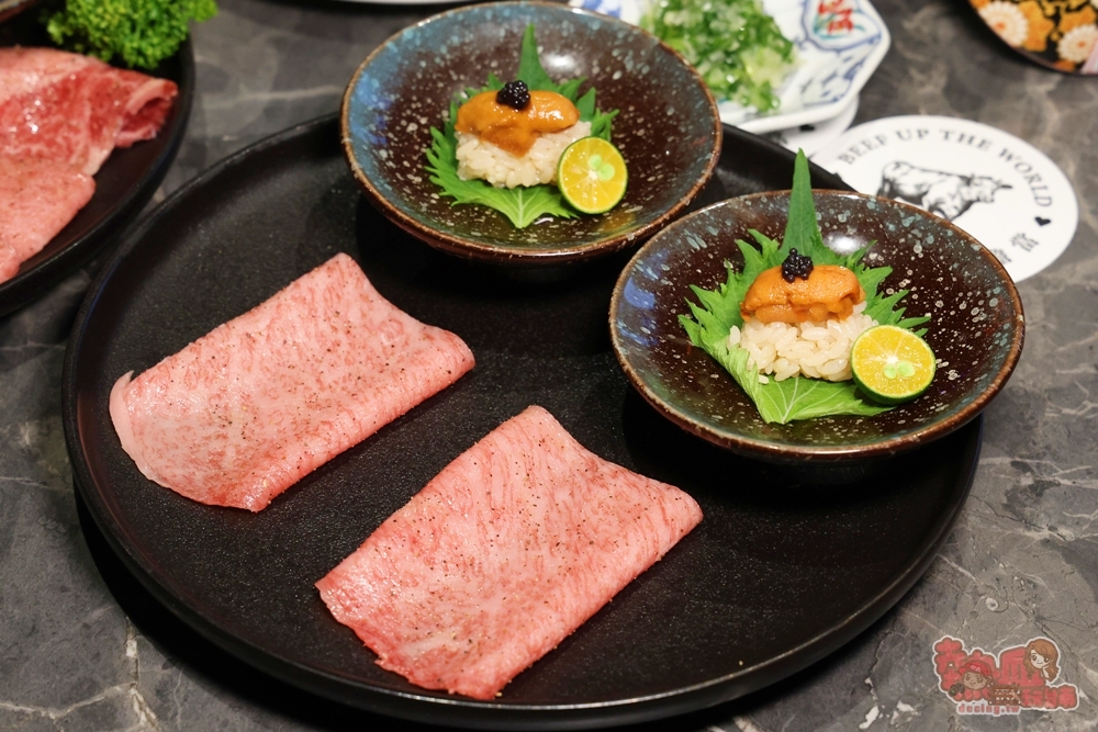 【台南美食】燒肉擔當:台南高級日式燒肉專賣,滷肉飯竟然能吃到超大塊和牛,創意質感燒肉新吃法,還有桌邊代烤服務~