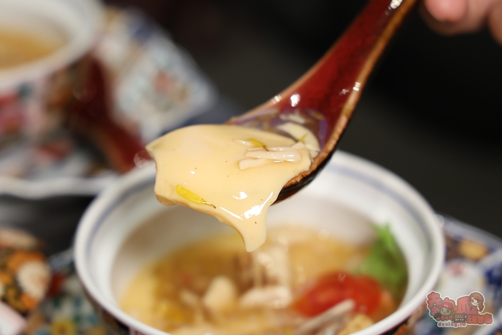 【台南美食】燒肉擔當:台南高級日式燒肉專賣,滷肉飯竟然能吃到超大塊和牛,創意質感燒肉新吃法,還有桌邊代烤服務~