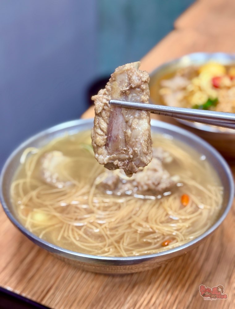 【台南美食】龜龜毛毛南洋餐室:夜晚限定的南洋風格主題餐廳,免出國就能品嘗到的美味