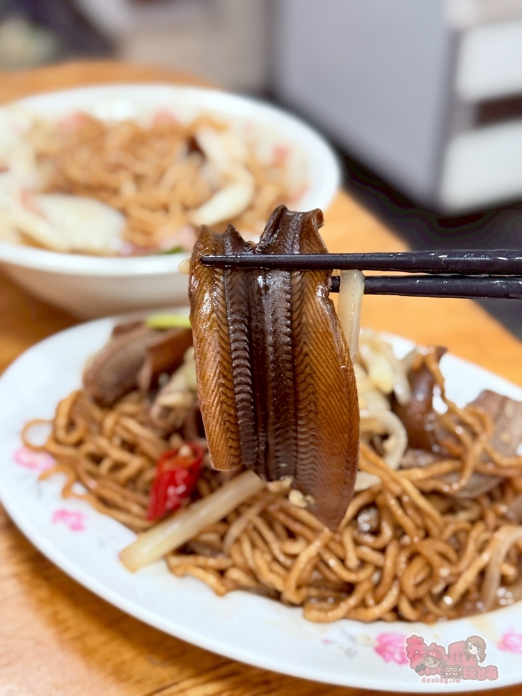 【台南美食】尺二鱔魚意麵:永康隱藏版鱔魚意麵!鱔魚,花枝分量驚人,堪稱台南最佛鱔魚意麵~