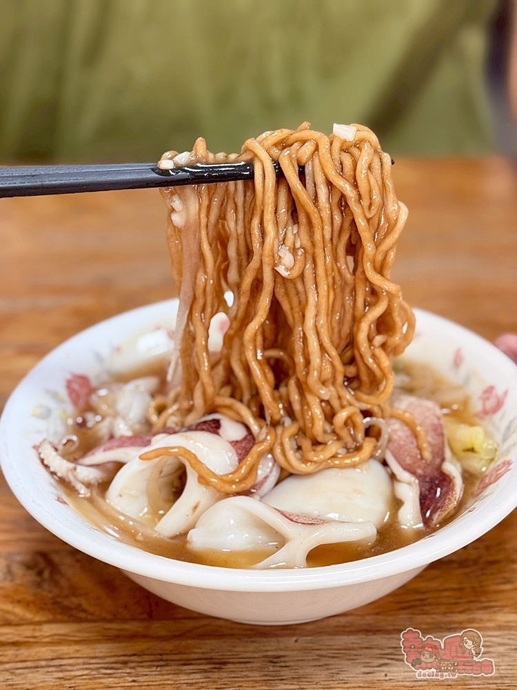 【台南美食】尺二鱔魚意麵:永康隱藏版鱔魚意麵!鱔魚,花枝分量驚人,堪稱台南最佛鱔魚意麵~