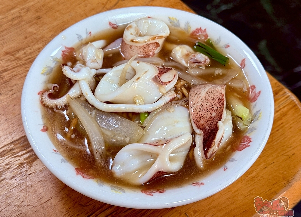 【台南美食】尺二鱔魚意麵:永康隱藏版鱔魚意麵!鱔魚,花枝分量驚人,堪稱台南最佛鱔魚意麵~