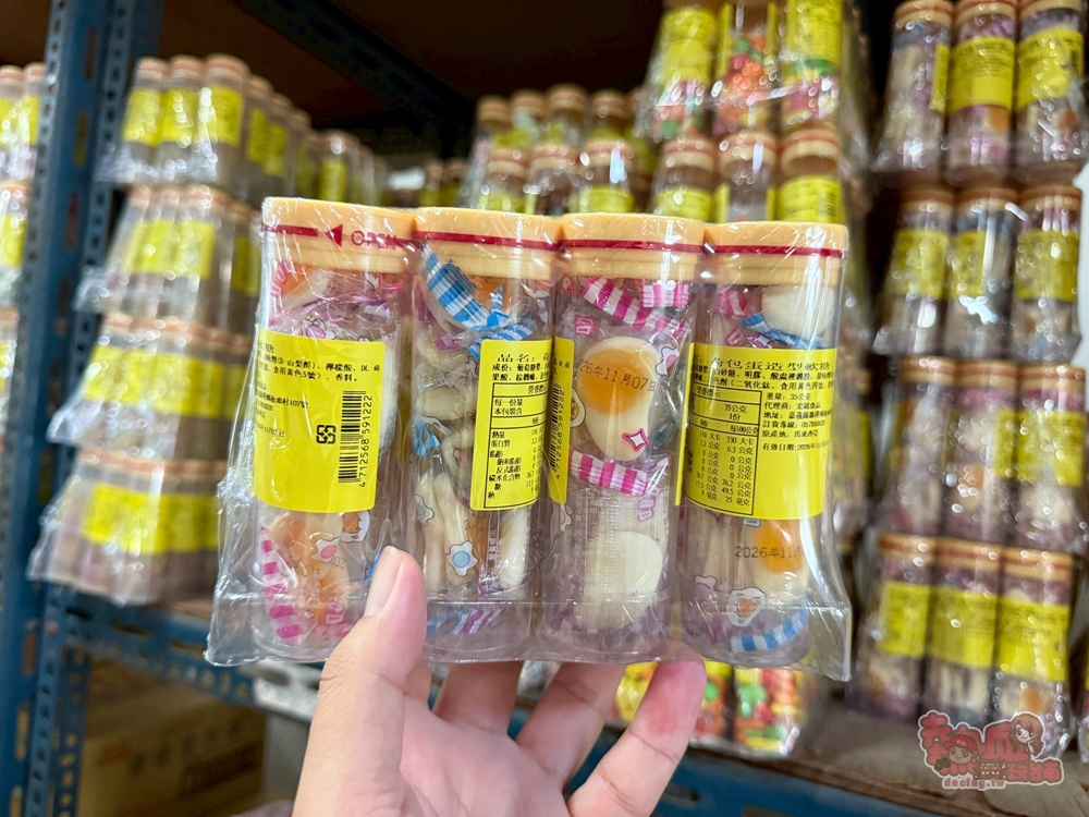 【台南批發】永芳行:隱身在田邊的零食批發行,佔地上百坪,藏著滿滿童年回憶~