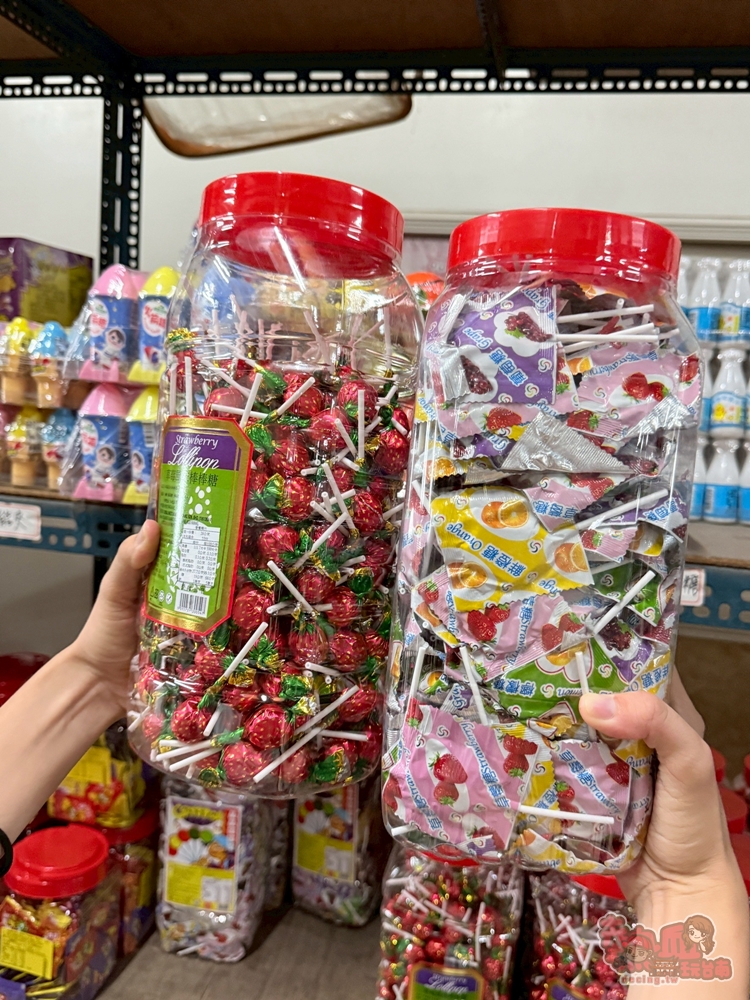 【台南批發】永芳行:隱身在田邊的零食批發行,佔地上百坪,藏著滿滿童年回憶~