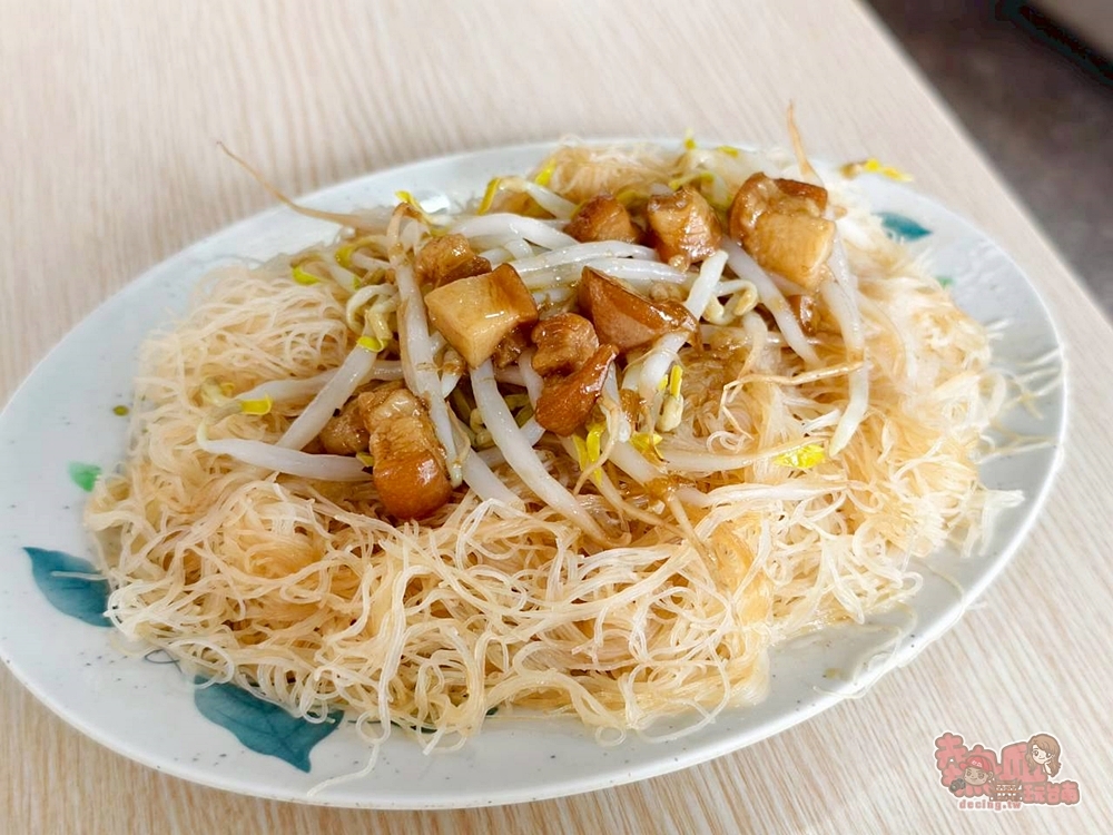【台南美食】灣裡無名豬血湯/炒米粉:灣裡在地人的愛店,大推豬血綜合湯配炒米粉~