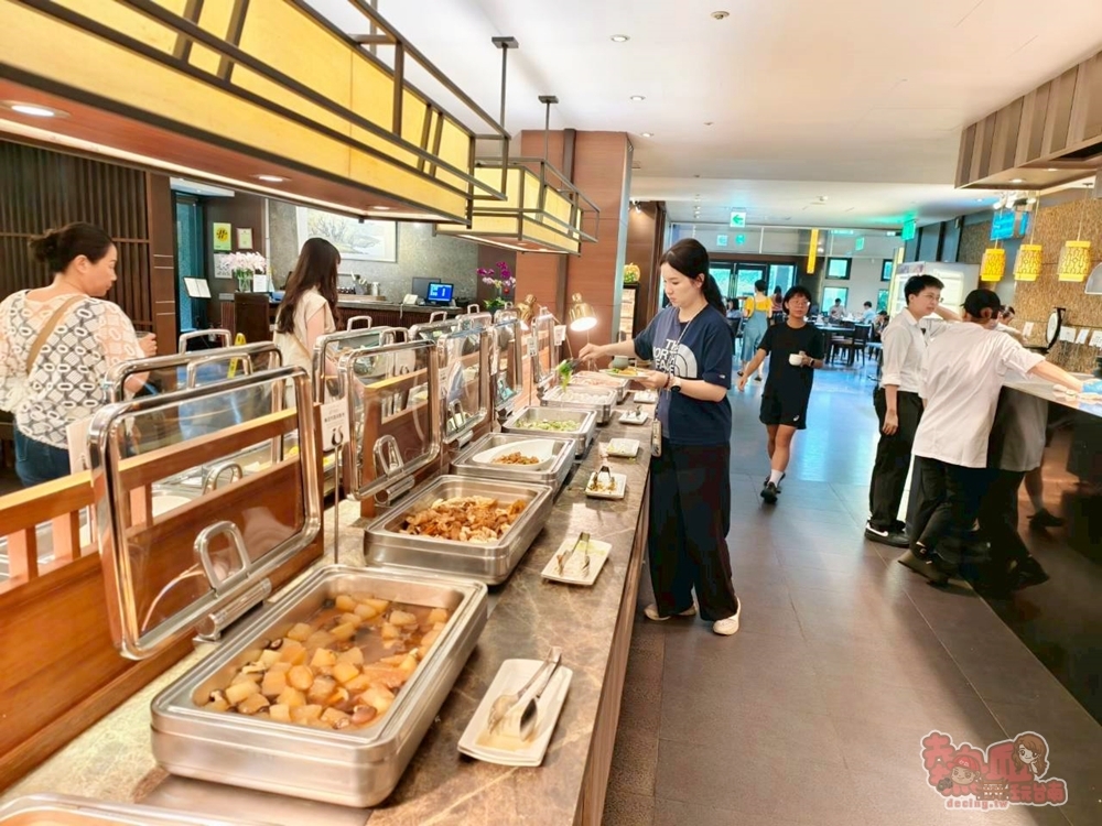 【新北住宿】大板根森林溫泉酒店:沉浸式的恐龍世界,爽泡觀景溫泉,親子渡假天堂,一站全搞定~