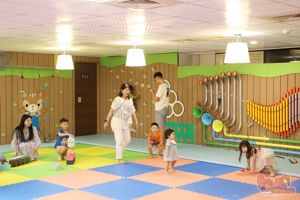 【新北住宿】大板根森林溫泉酒店:沉浸式的恐龍世界,爽泡觀景溫泉,親子渡假天堂,一站全搞定~