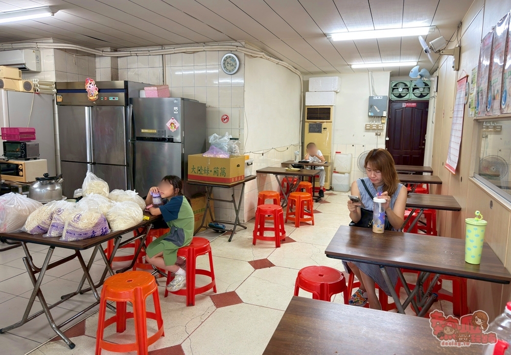 【台南美食】陳媽媽汕頭意麵涼麵:在地人不想說的秘密,超好吃涼麵,香濃口感清爽又開胃,吃完會想念~