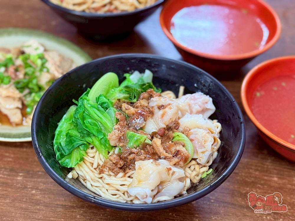【台南美食】陳媽媽汕頭意麵涼麵:在地人不想說的秘密,超好吃涼麵,香濃口感清爽又開胃,吃完會想念~