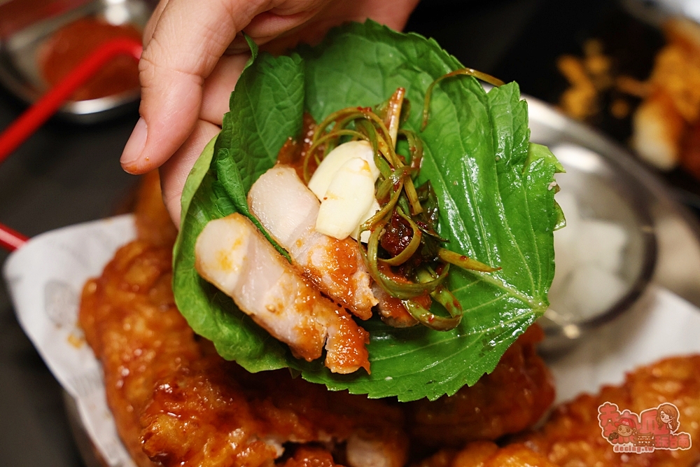 【台南美食】Bonchon Chicken 本村韓食炸雞:南部首間店,被譽為紐約最好吃炸雞在台南,炸雞香脆多汁,冷掉也好吃,吃完直接外帶一份