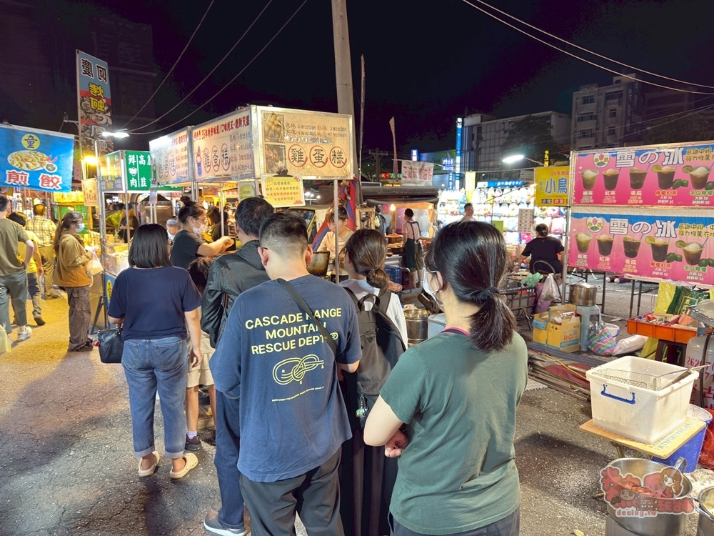 【台南夜市】小北新成功夜市:每週二五限定營業,有免費停車場,排隊必吃美食有這幾家~