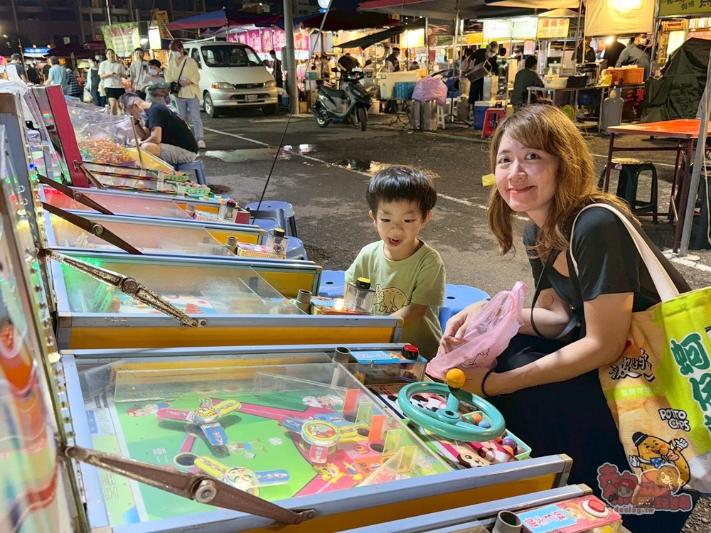 【台南夜市】小北新成功夜市:每週二五限定營業,有免費停車場,排隊必吃美食有這幾家~