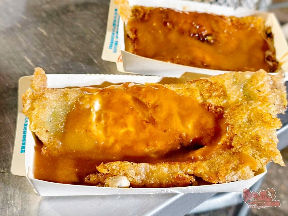 【台南夜市】廟口酥皮蚵仔煎:台南超脆皮蚵仔煎,顛覆傳統蚵仔煎吃法,獨門醬汁是關鍵~