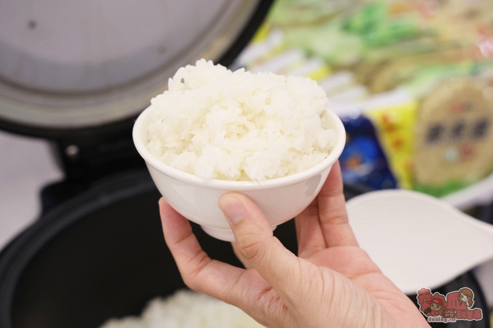 【台南火鍋】和爺麻辣安平市府店:火鍋只要288元,麵食/飲料/冰品吃到飽,麻辣豆腐鴨血,全部免費續給你~