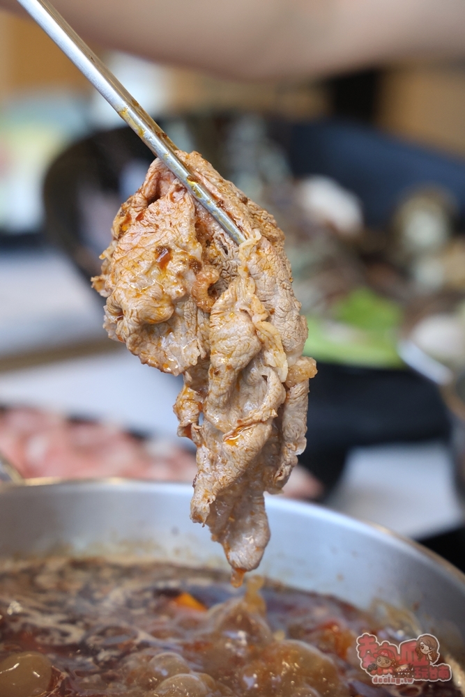【台南火鍋】和爺麻辣安平市府店:火鍋只要288元,麵食/飲料/冰品吃到飽,麻辣豆腐鴨血,全部免費續給你~
