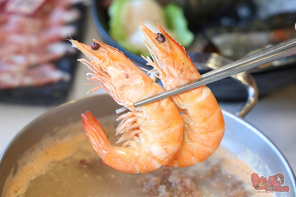 【台南火鍋】和爺麻辣安平市府店:火鍋只要288元,麵食/飲料/冰品吃到飽,麻辣豆腐鴨血,全部免費續給你~