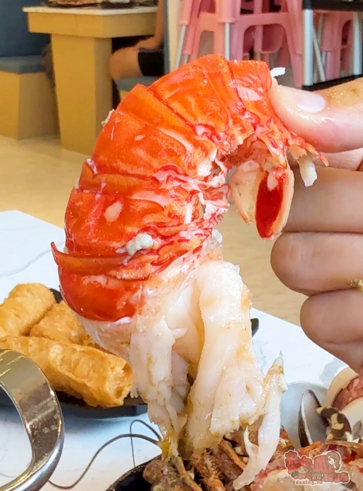 【台南火鍋】和爺麻辣安平市府店:火鍋只要288元,麵食/飲料/冰品吃到飽,麻辣豆腐鴨血,全部免費續給你~