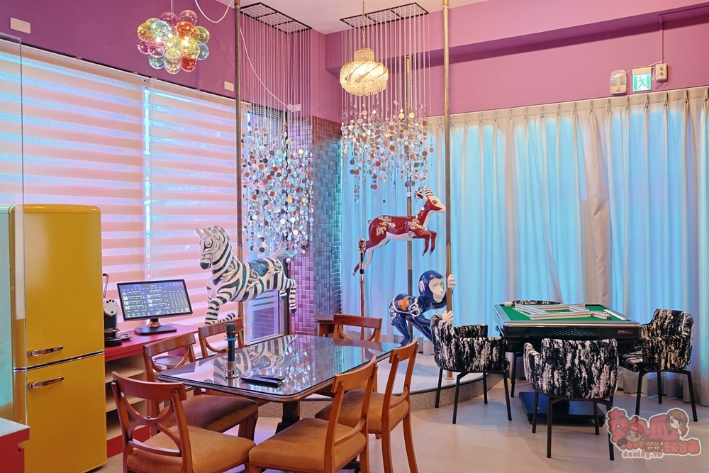 【安平包棟民宿】美萊茵安平民宿三館:可容納6–40人多人住宿，KTV、麻將桌、飛鏢機、免費停車一次滿足~