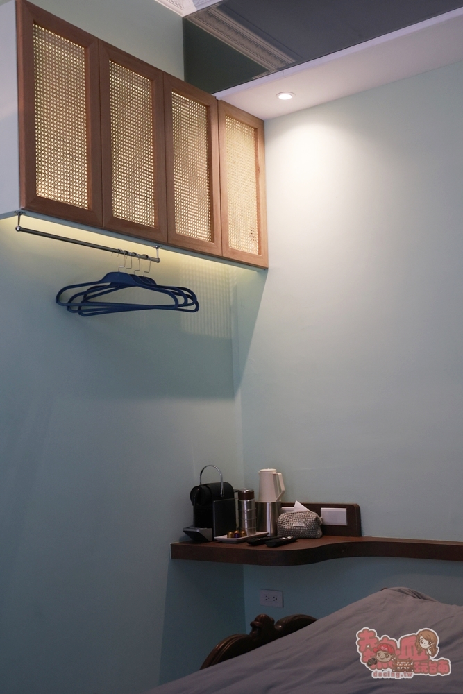 【安平包棟民宿】美萊茵安平民宿三館:可容納6–40人多人住宿，KTV、麻將桌、飛鏢機、免費停車一次滿足~