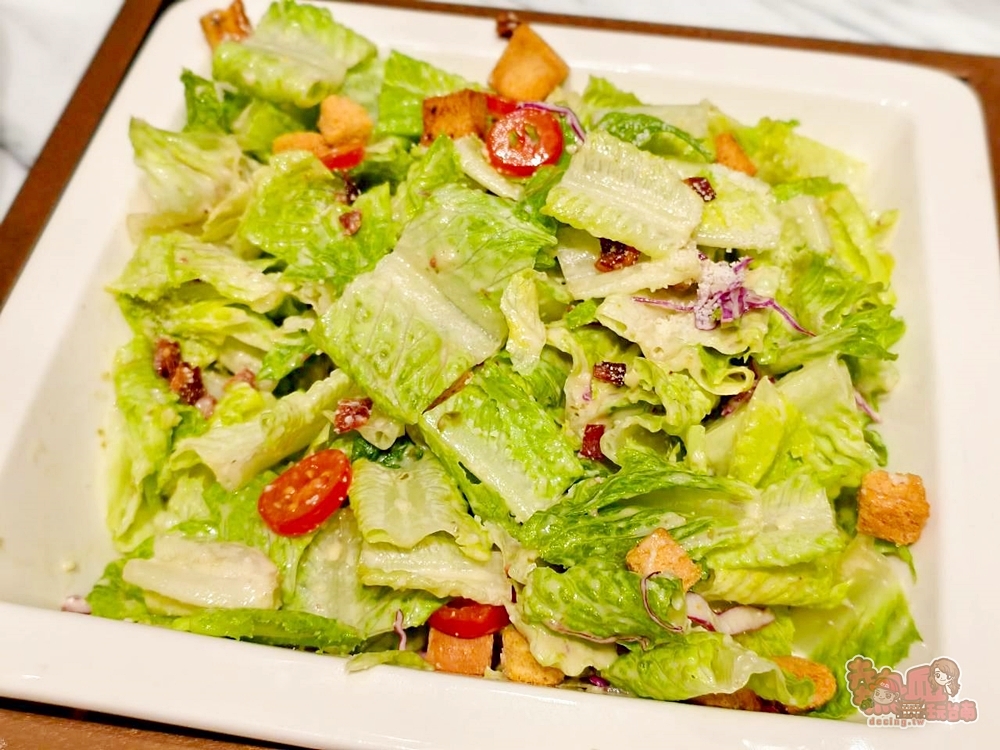 【台南美食】朵頤牛排:主餐只是配角,朵頤牛排的百匯自助吧才是真正靈魂~