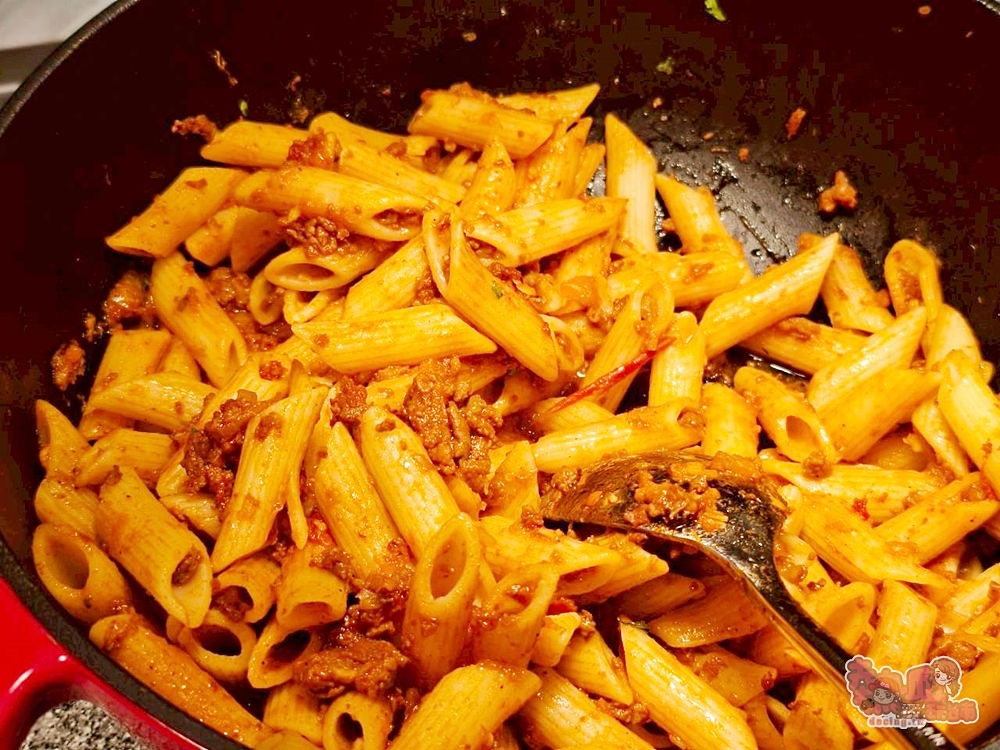 【台南美食】朵頤牛排:主餐只是配角,朵頤牛排的百匯自助吧才是真正靈魂~