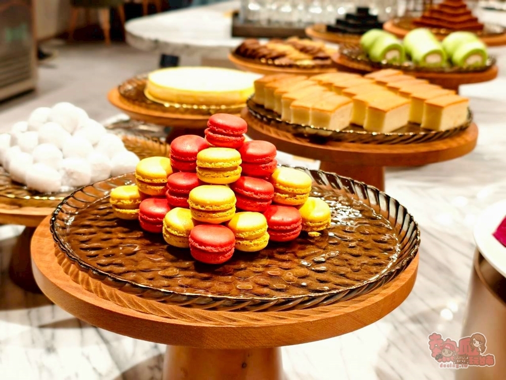 【台南美食】朵頤牛排:主餐只是配角,朵頤牛排的百匯自助吧才是真正靈魂~