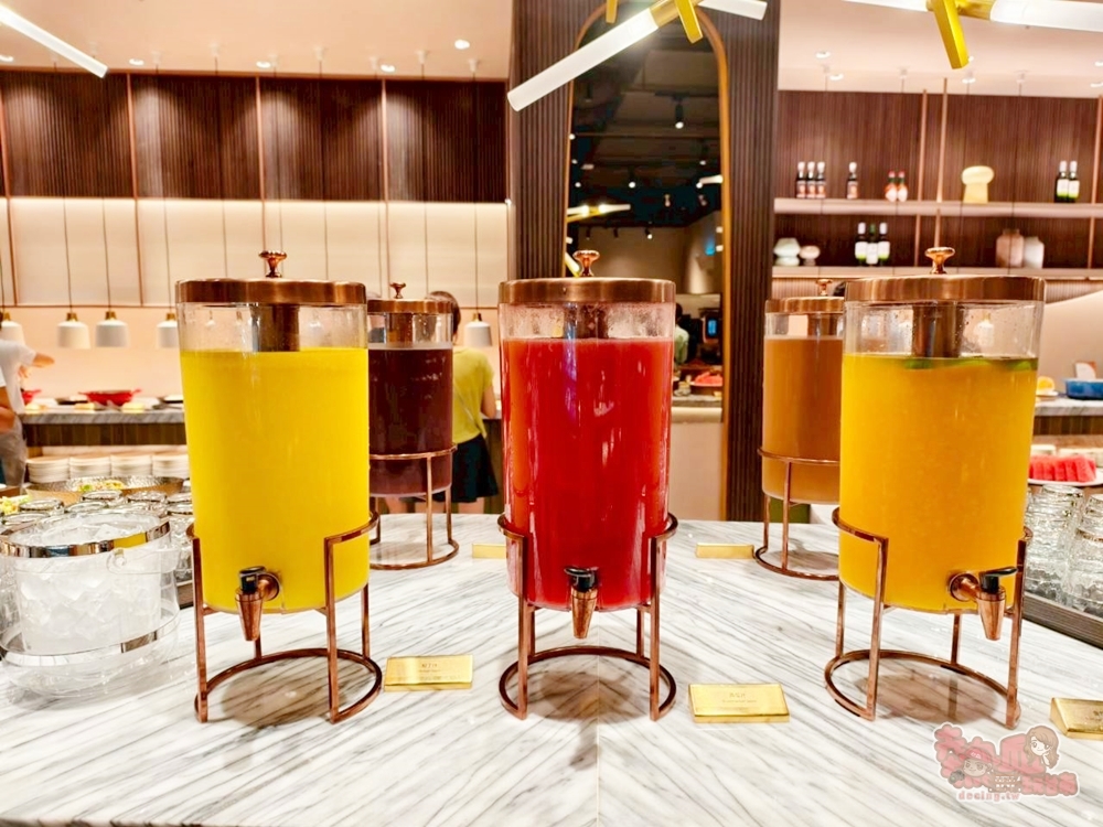 【台南美食】朵頤牛排:主餐只是配角,朵頤牛排的百匯自助吧才是真正靈魂~