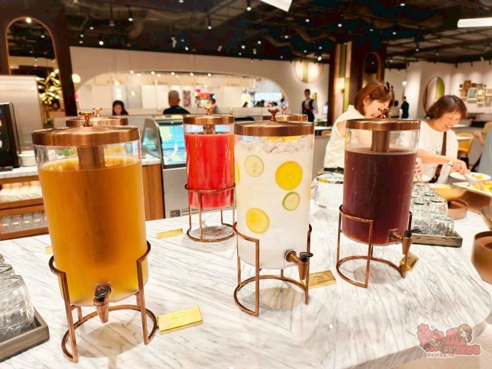 【台南美食】朵頤牛排:主餐只是配角,朵頤牛排的百匯自助吧才是真正靈魂~