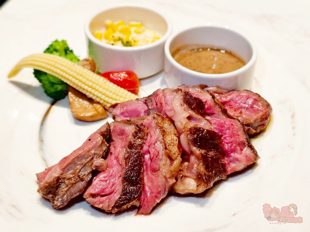 【台南美食】朵頤牛排:主餐只是配角,朵頤牛排的百匯自助吧才是真正靈魂~