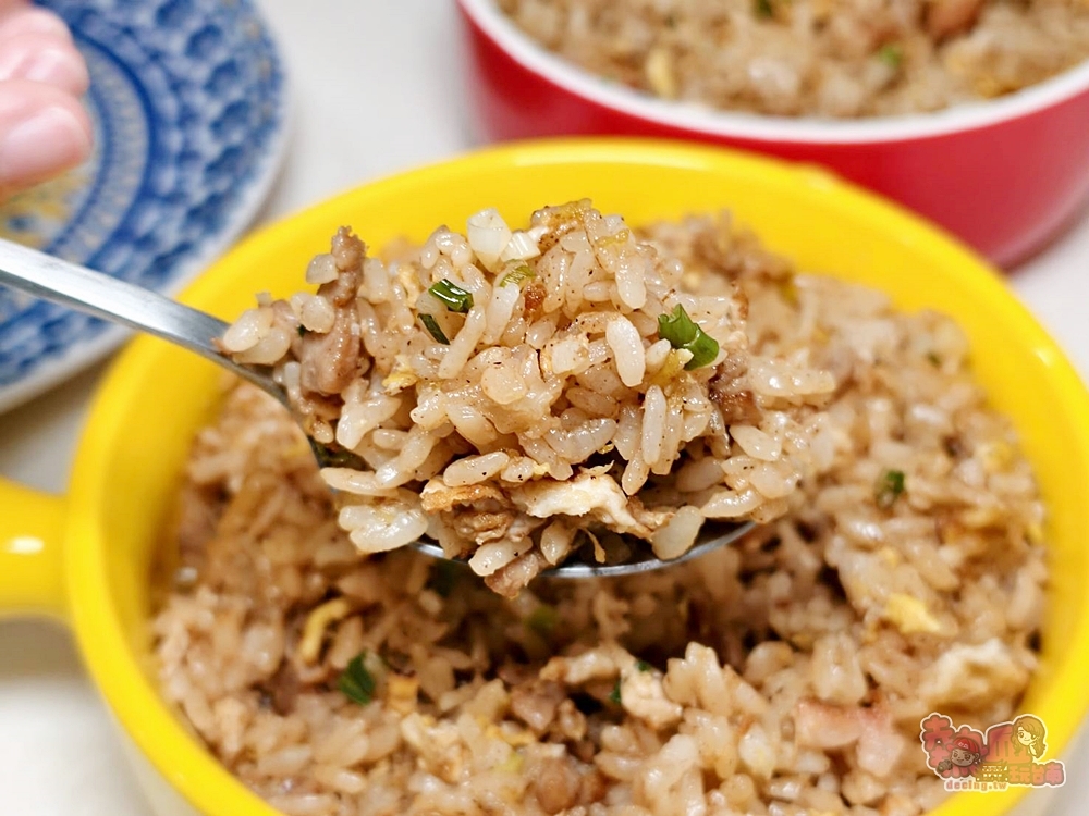【台南美食】華松炒飯:夜市超人氣炒飯,給你滿滿鑊氣香,最便宜只要60元~